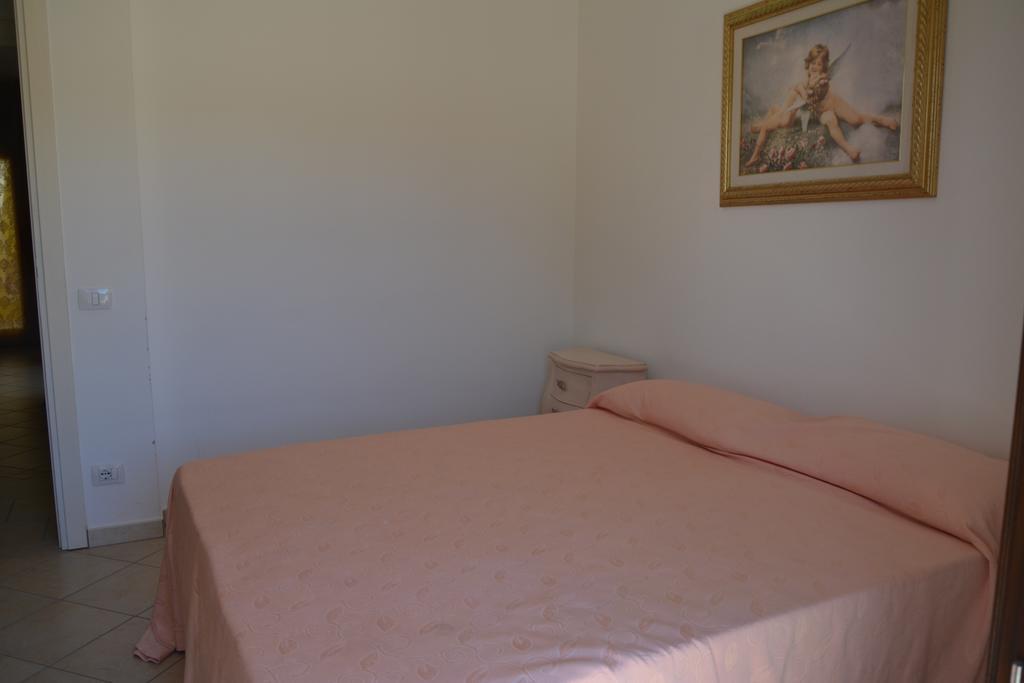 Apartamento Giardini Di Fraicu Arzachena Habitación foto